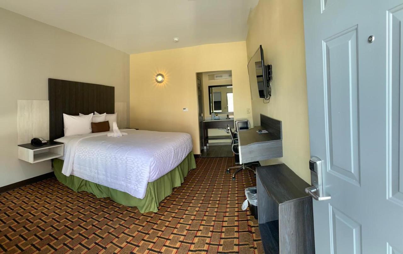 Homestay Inn & Suites Edinburg Esterno foto